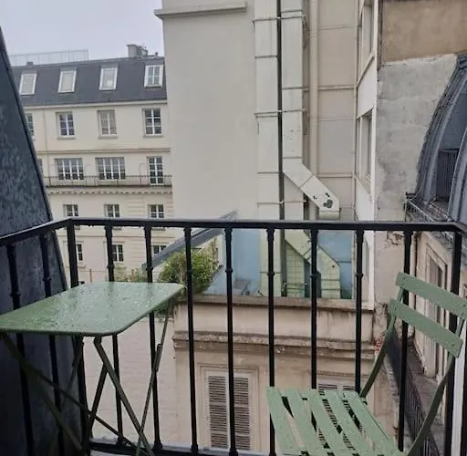 Apartment Elegant Pied-a-terre 8eme